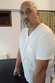 El Tano Masajista masculino