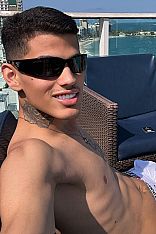 Photo #7 of Yuri Oliver