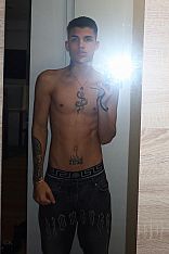 Photo #8 of Yuri Oliver