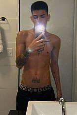 Photo #10 of Yuri Oliver