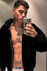 Photo #2 of Yuri Oliver