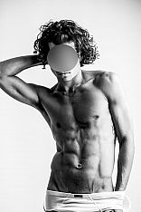 Manu Male Escort
