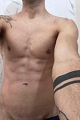 Photo #13 of Alejandro
