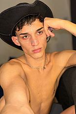 Foto #24 de Lauti Saint