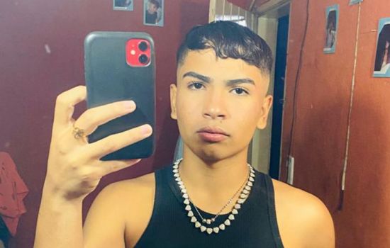 Uziel Male Escort