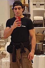 Photo #3 of Lorenzo