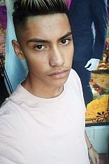 Photo #3 of Axel Hot Mx