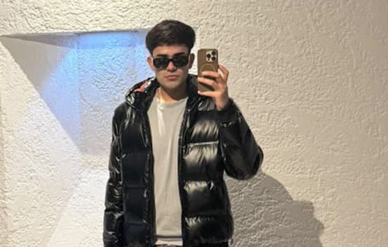Adrián Mdz Male Escort
