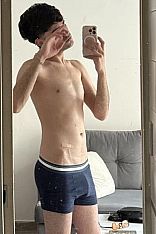 Foto #1 de Adrián Mdz