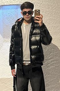 Adrián Mdz Male Escort