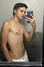 Photo #4 of Elías