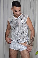 Photo #5 of Oliver