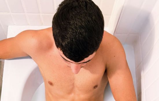 Adam Escort Masculino