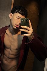 Photo #1 of Tayler Masajes