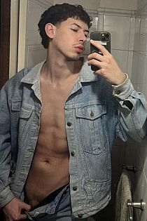 Tayler Masajes Male Escort
