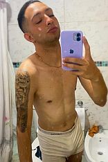 Nicki Male Escort