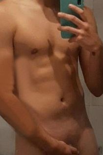 Tomás Male Escort