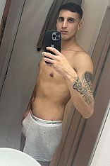 Photo #3 of Giovanni