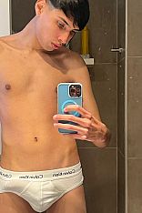 Photo #4 of Agus Cordobés