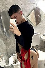 Mau Bich Escort Masculino