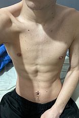 Agussino Escort Masculino