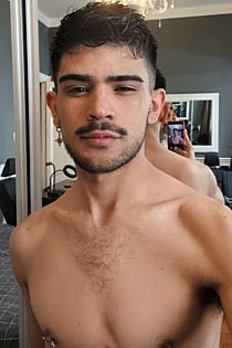 Frankito Male Escort