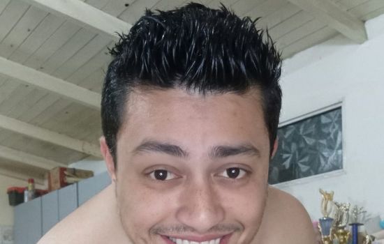 Goro Max Masajista masculino