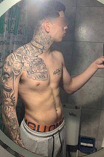 Gonz 44 Escort Masculino