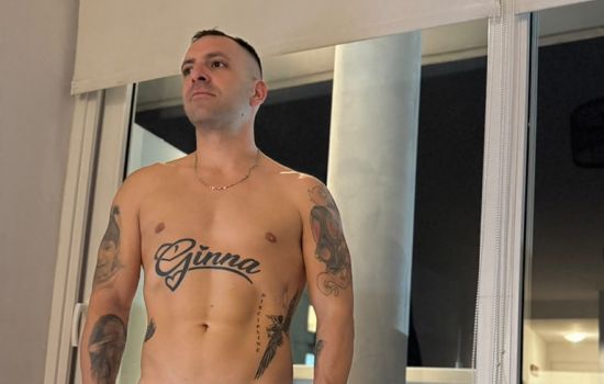 Teo Elian Male Escort