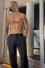 Photo #4 of Teo Elian