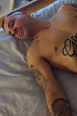 Photo #12 of Teo Elian