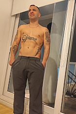 Photo #7 of Teo Elian