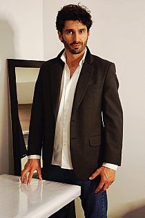 Facundo Male Masseur