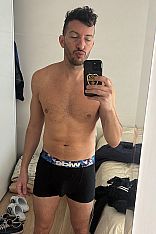 Photo #8 of Valen Hetero