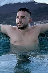 Photo #7 of Adriano