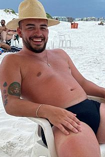 Adriano Male Escort
