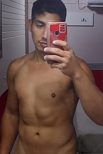 Santiago C. Male Escort