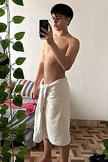 Photo #3 of Chris