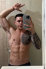 Agus Chuliver Escort Masculino