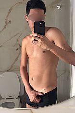 Alex X. Escort Masculino