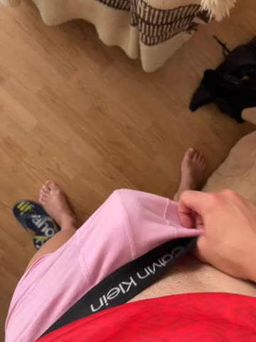 Lorenzo Uy - Male escort in Montevideo