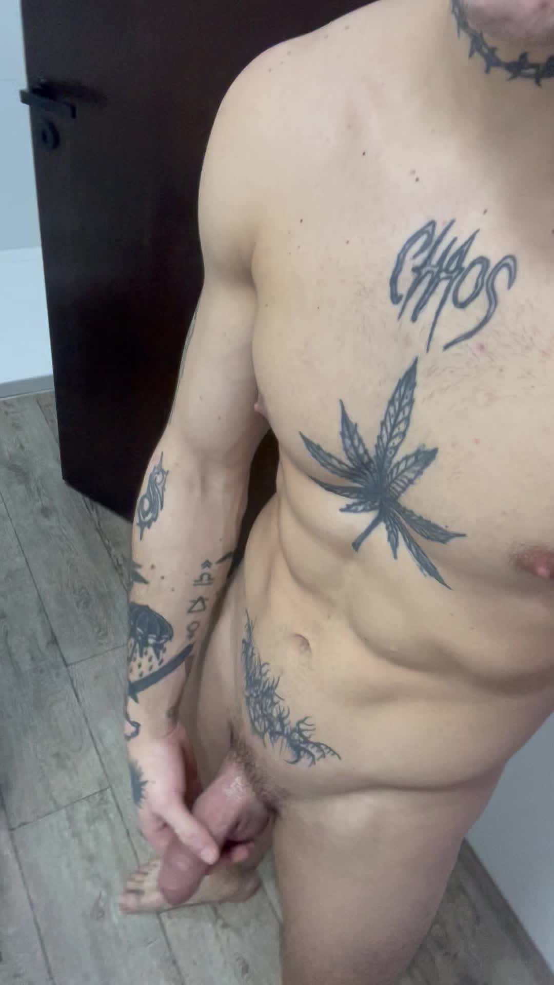 Video 2 de Exclusive Boy