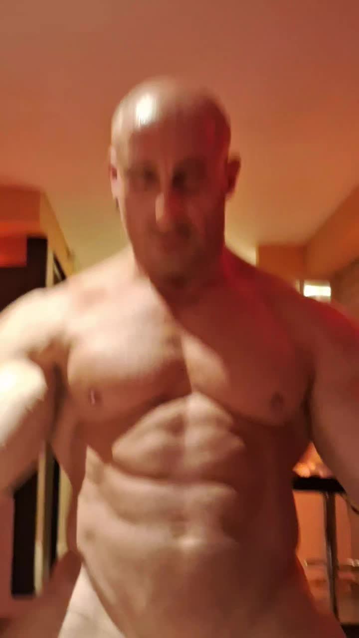 Video 13 of ITALIAN FORCE