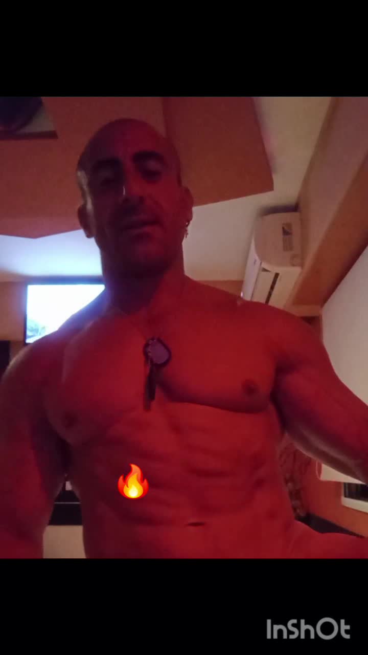 Video 13 of ITALIAN FORCE