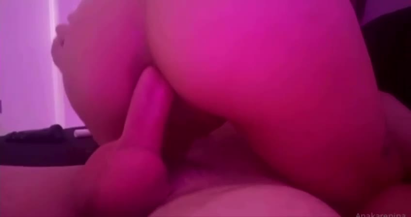 Video 4 of Anna y Dante