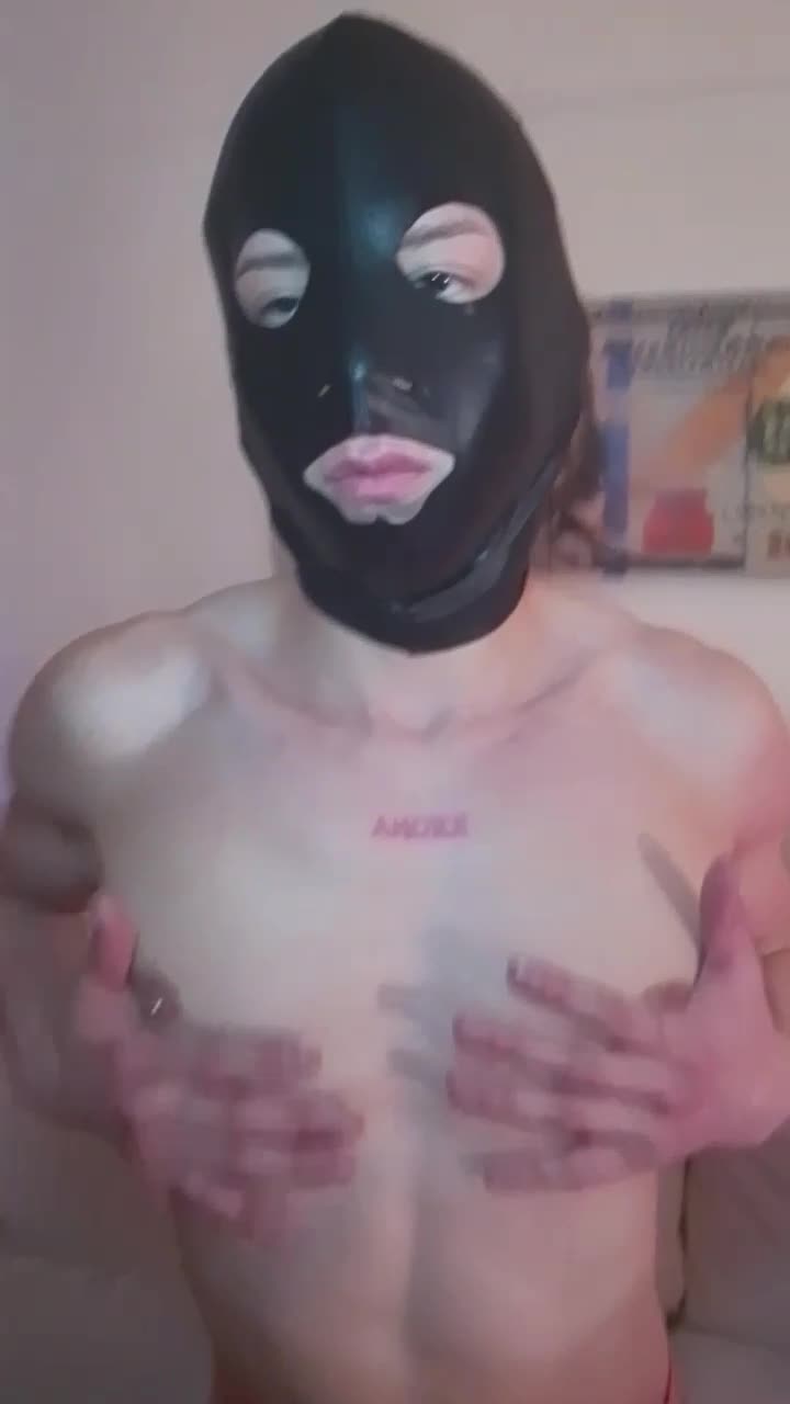 Video 4 of Dani Lezc